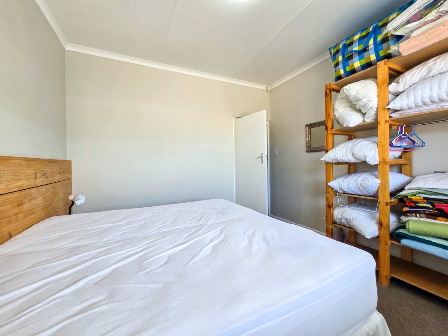 4 Bedroom Property for Sale in Stilbaai Wes Western Cape